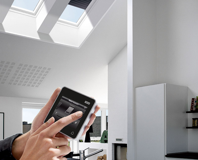 Bedienung eines Dachfensters über Fernbedienung